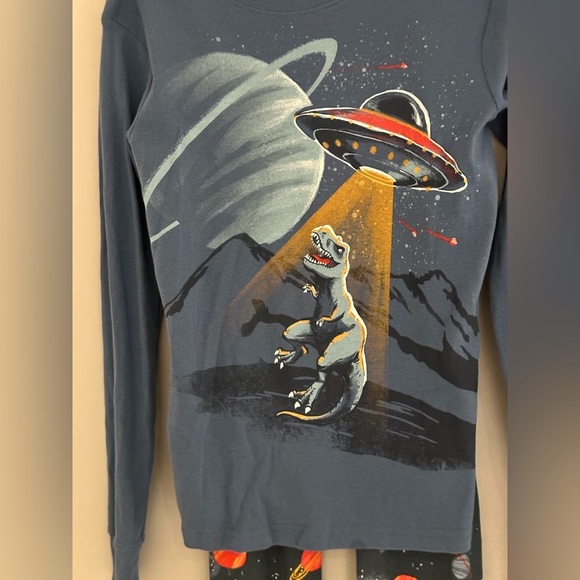 ✨NWT✨ Carter’s Pajama Set- Size 12 - Picture 2 of 9